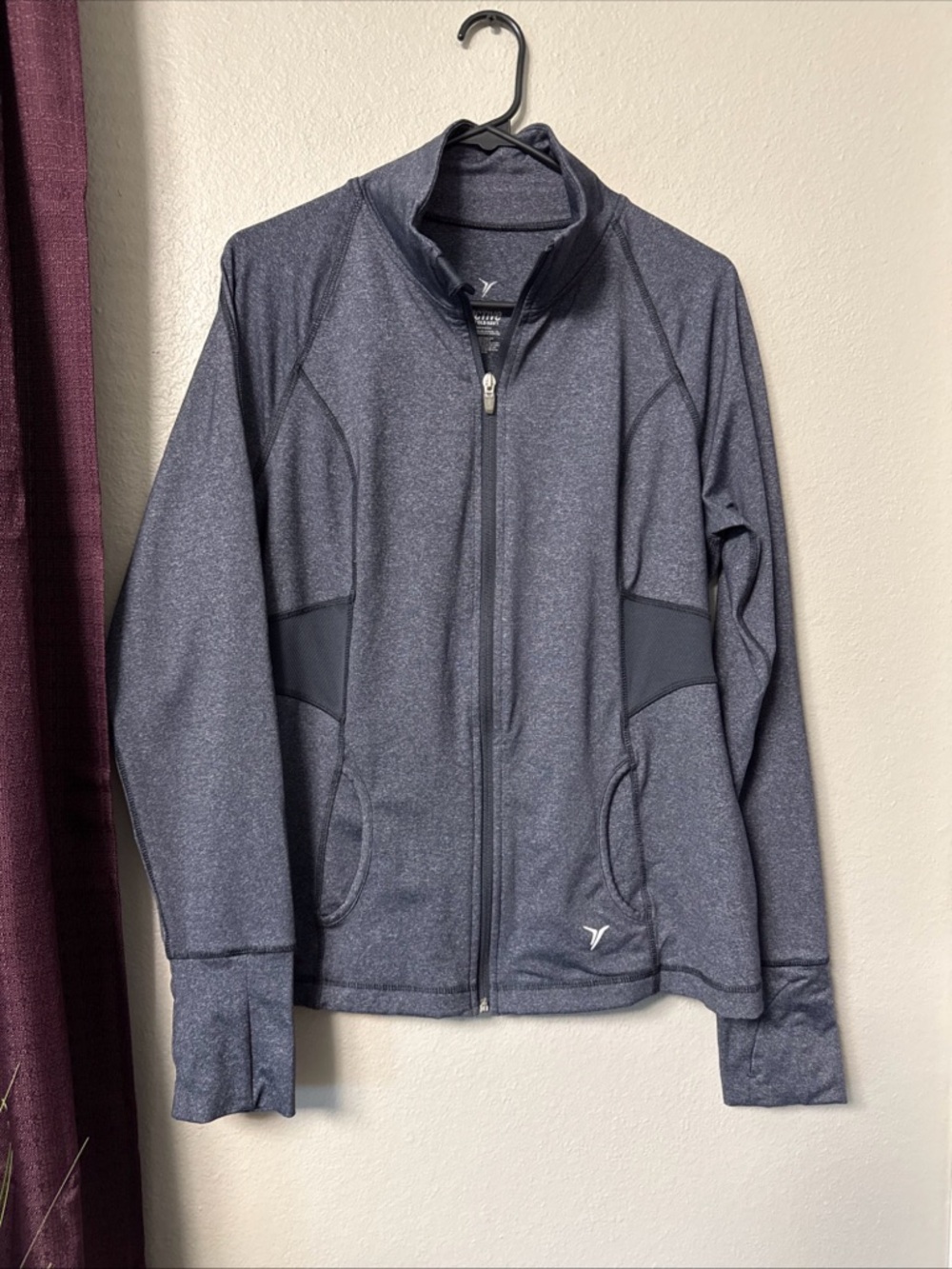 #808 Old Navy Womens Active Jacket Size large